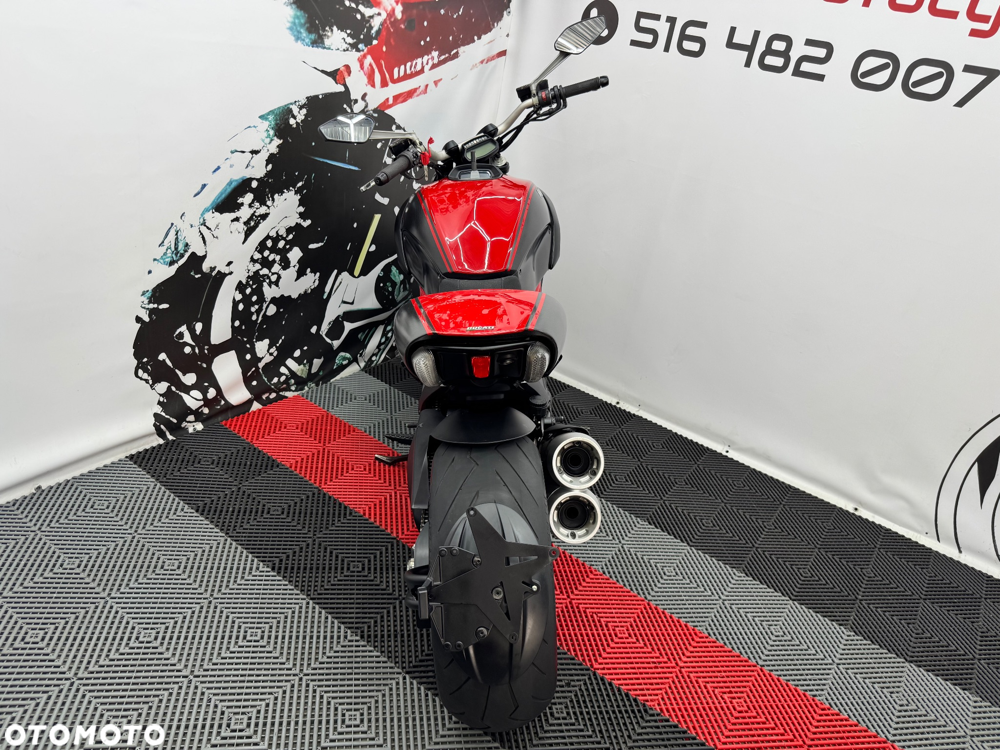 Ducati Diavel - 12