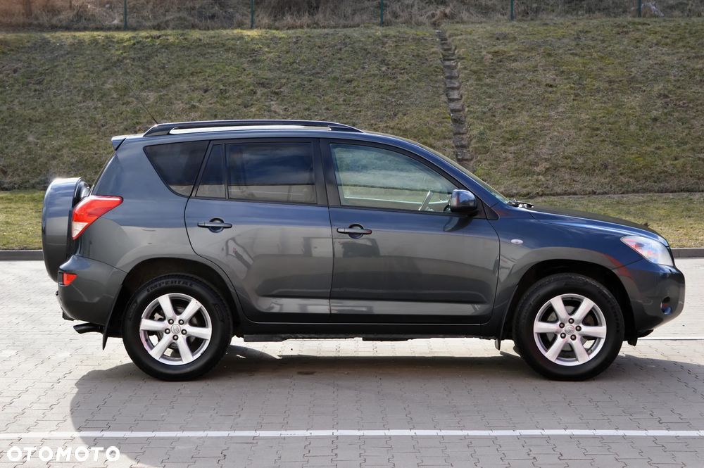 Toyota RAV4 2.0 VVT-i Prestige - 27
