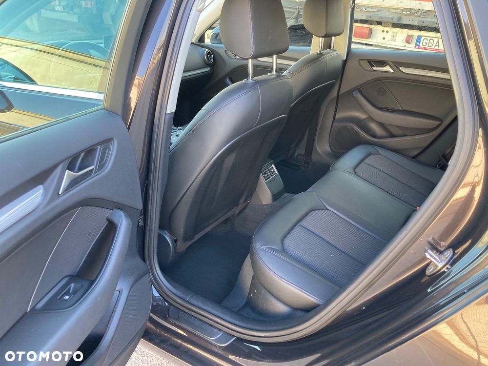 Audi A3 Sportback 2.0 TDI S tronic sport - 4