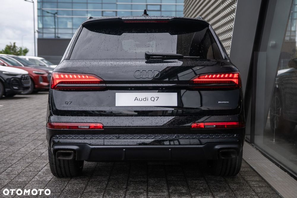 Audi Q7 TFSI e PHEV 360 kW Quattro S Line Tiptr - 5