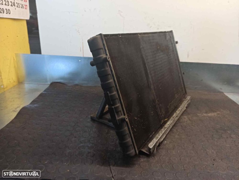 RADIADOR AGUA VOLKSWAGEN POLO 2001 - 3