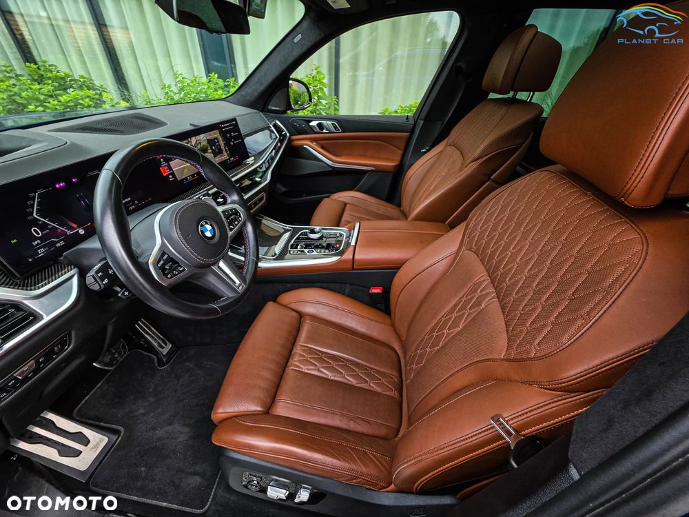 BMW X7 M60i xDrive - 14