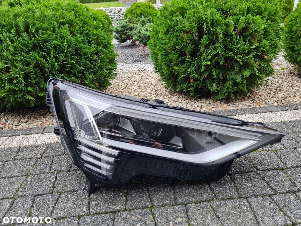 Audi E Tron Q8 E TRON 4KE Prawa Full Led DIGITAL MATRIX LIGHT 4KE941036 - 2