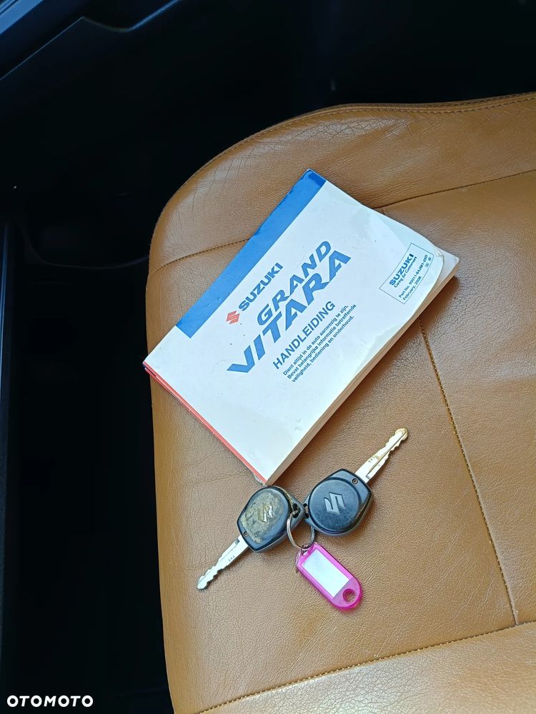 Suzuki Grand Vitara - 16