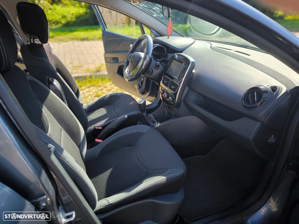 Renault Clio Sport Tourer - 9