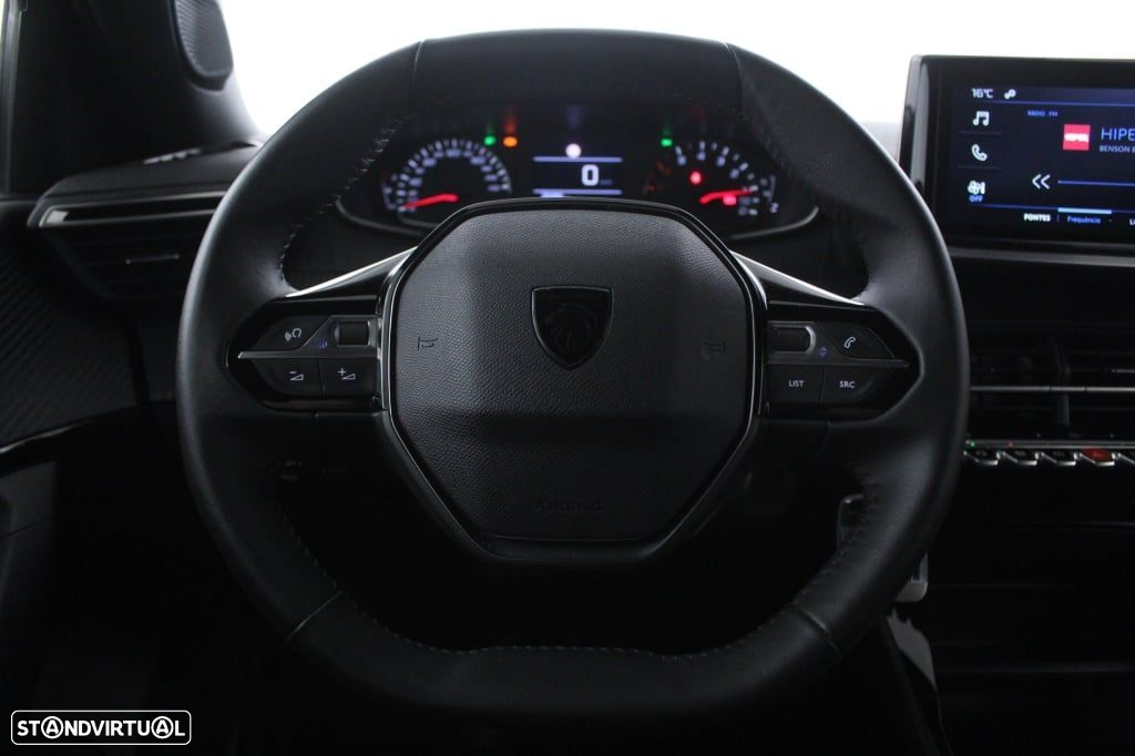 Peugeot 2008 1.2 PureTech Active - 19
