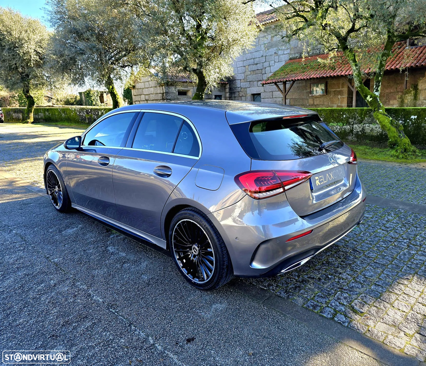 Mercedes-Benz A 180 d 7G-DCT AMG Line - 10