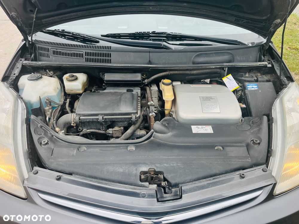 Toyota Prius - 11