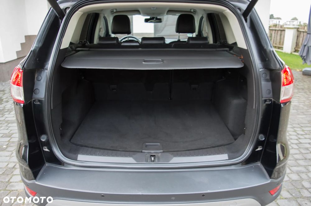 Ford Kuga 2.0 TDCi 4WD Titanium - 36