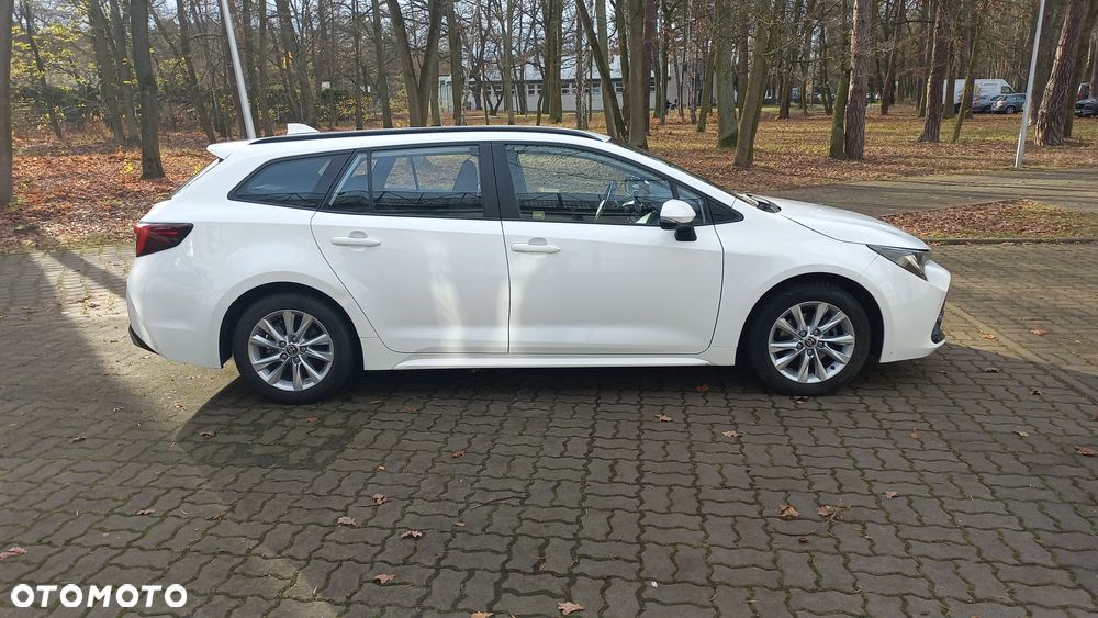 Toyota Corolla 1.8 Hybrid Comfort - 4