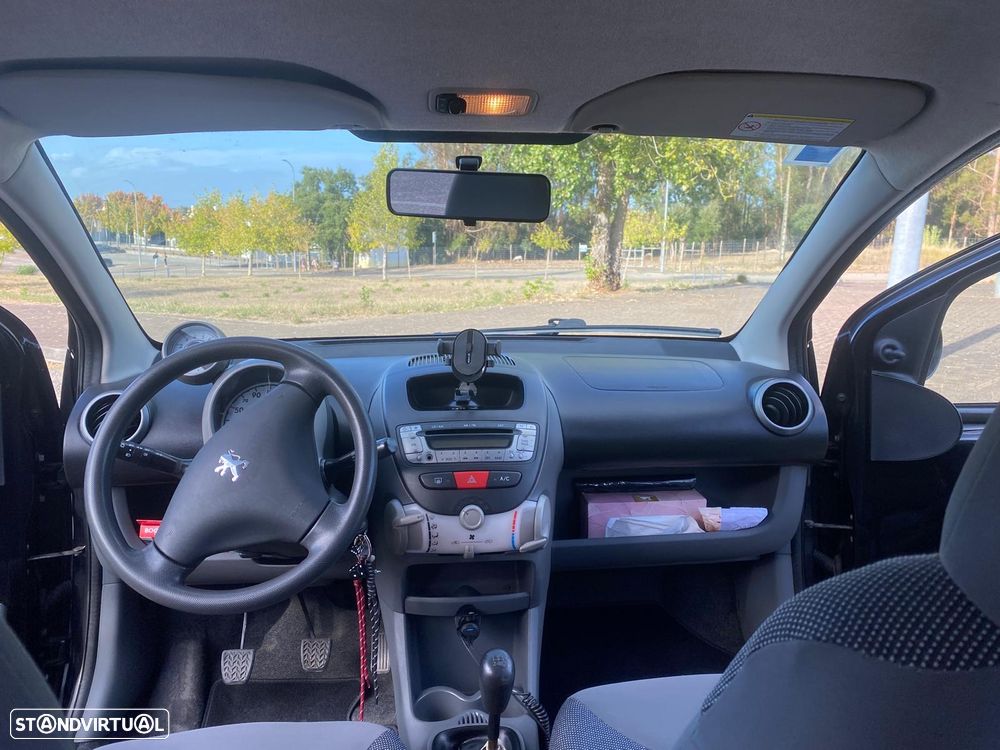 Peugeot 107 1.0 Trendy - 13