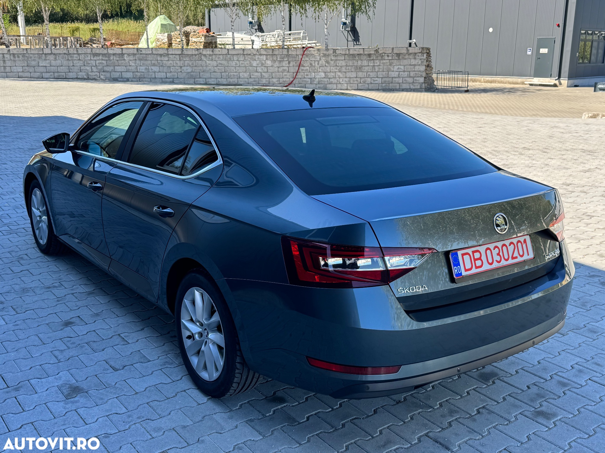 Skoda Superb 2.0 TDI DSG Style - 18