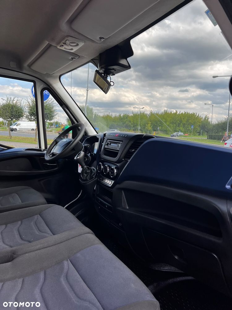 Iveco 35c Kontener+Winda Hi-Matic - 16