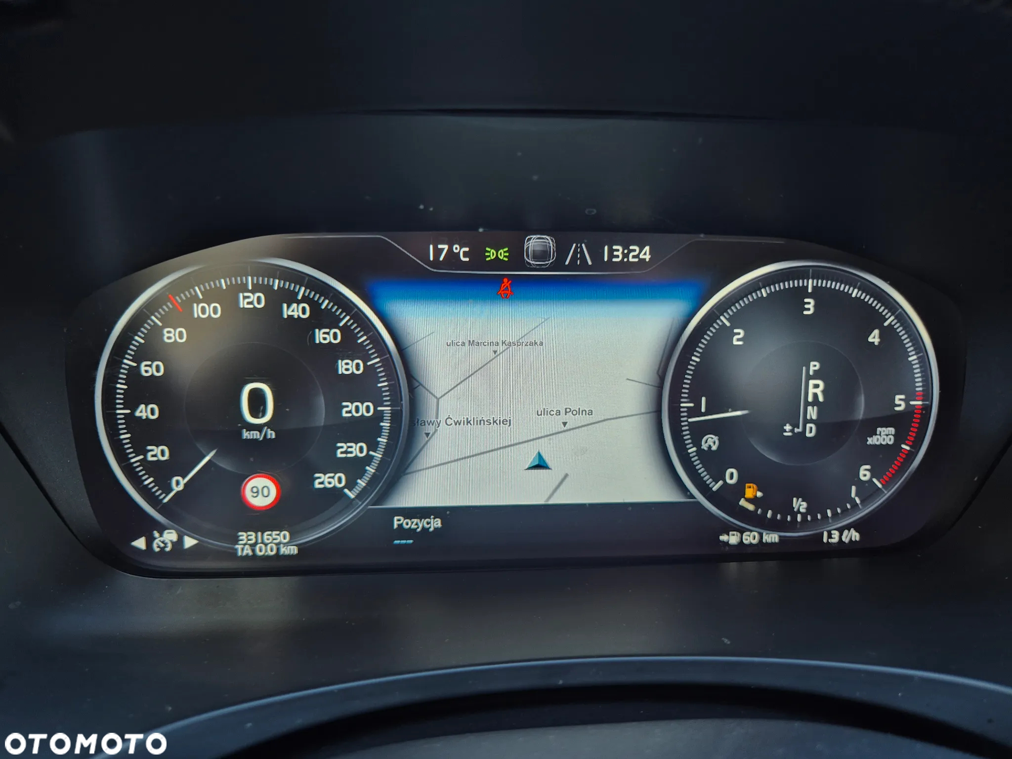 Volvo V90 D4 Geartronic Momentum Pro - 16