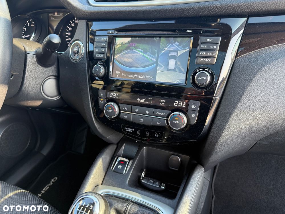 Nissan Qashqai 1.2 DIG-T Tekna - 26