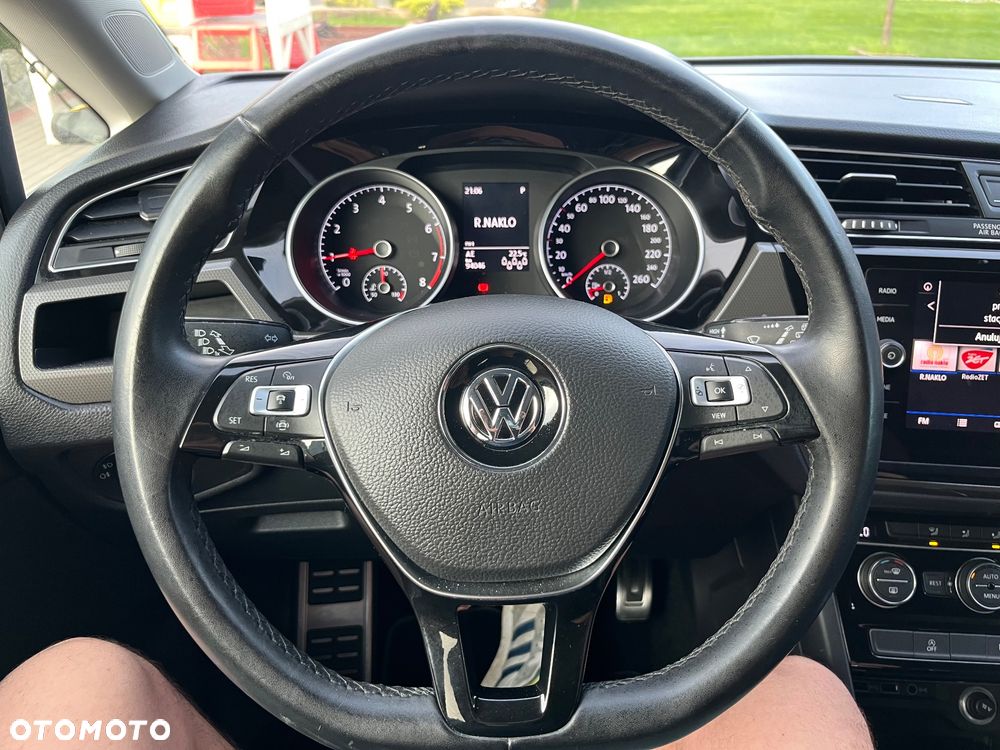 Volkswagen Touran 1.5 TSI ACT OPF DSG IQ.DRIVE - 37