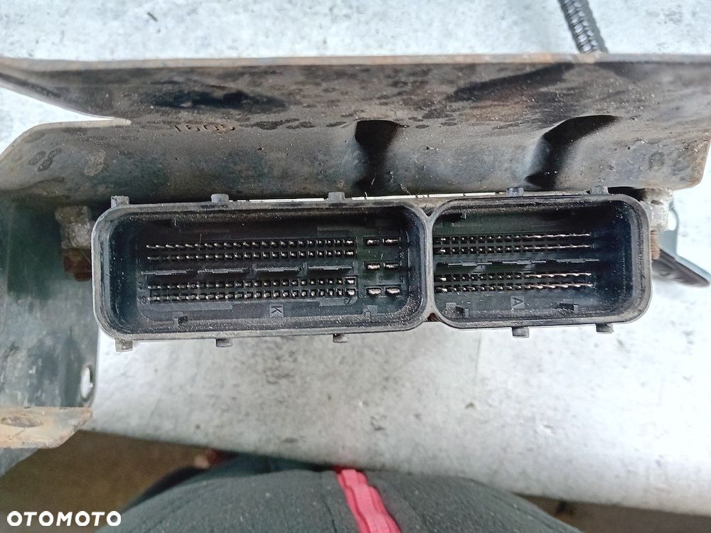 KOMPUTER, STEROWNIK OPEL ZAFIRA B 55202384 0281012710  BOSCH 1.9 CDTI - 5