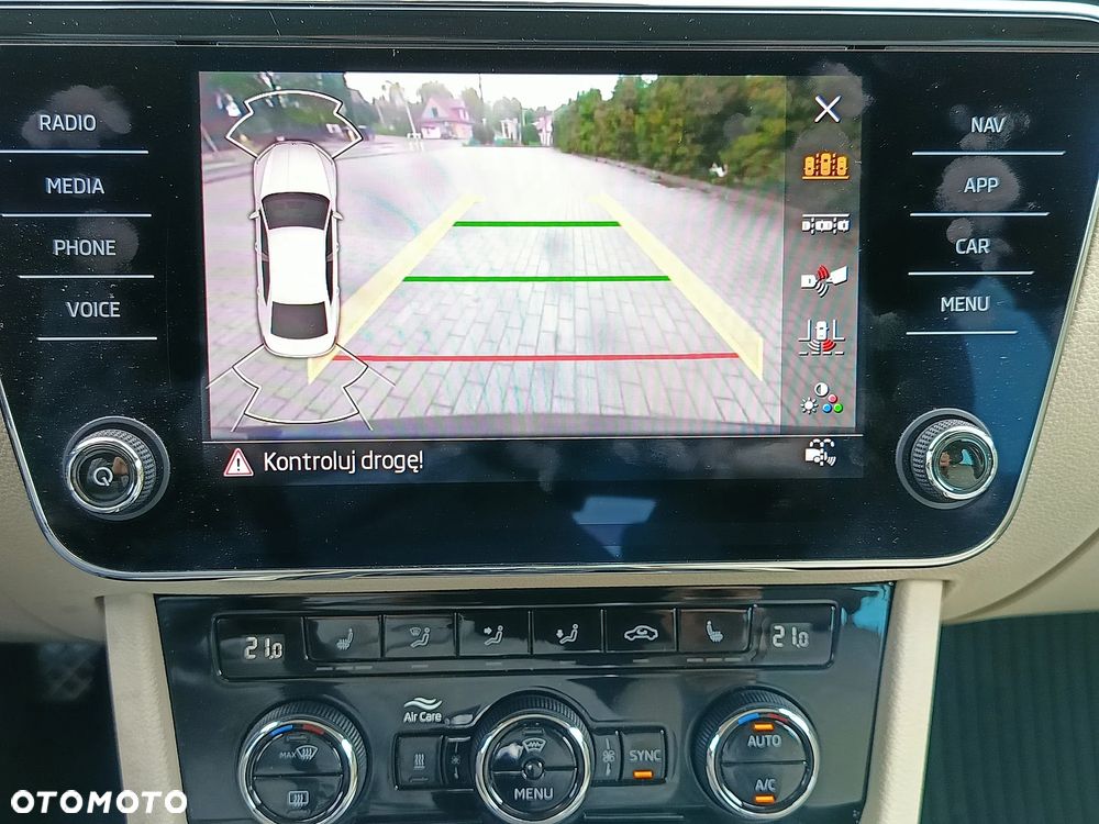 Skoda Superb 2.0 TSI Style DSG - 33