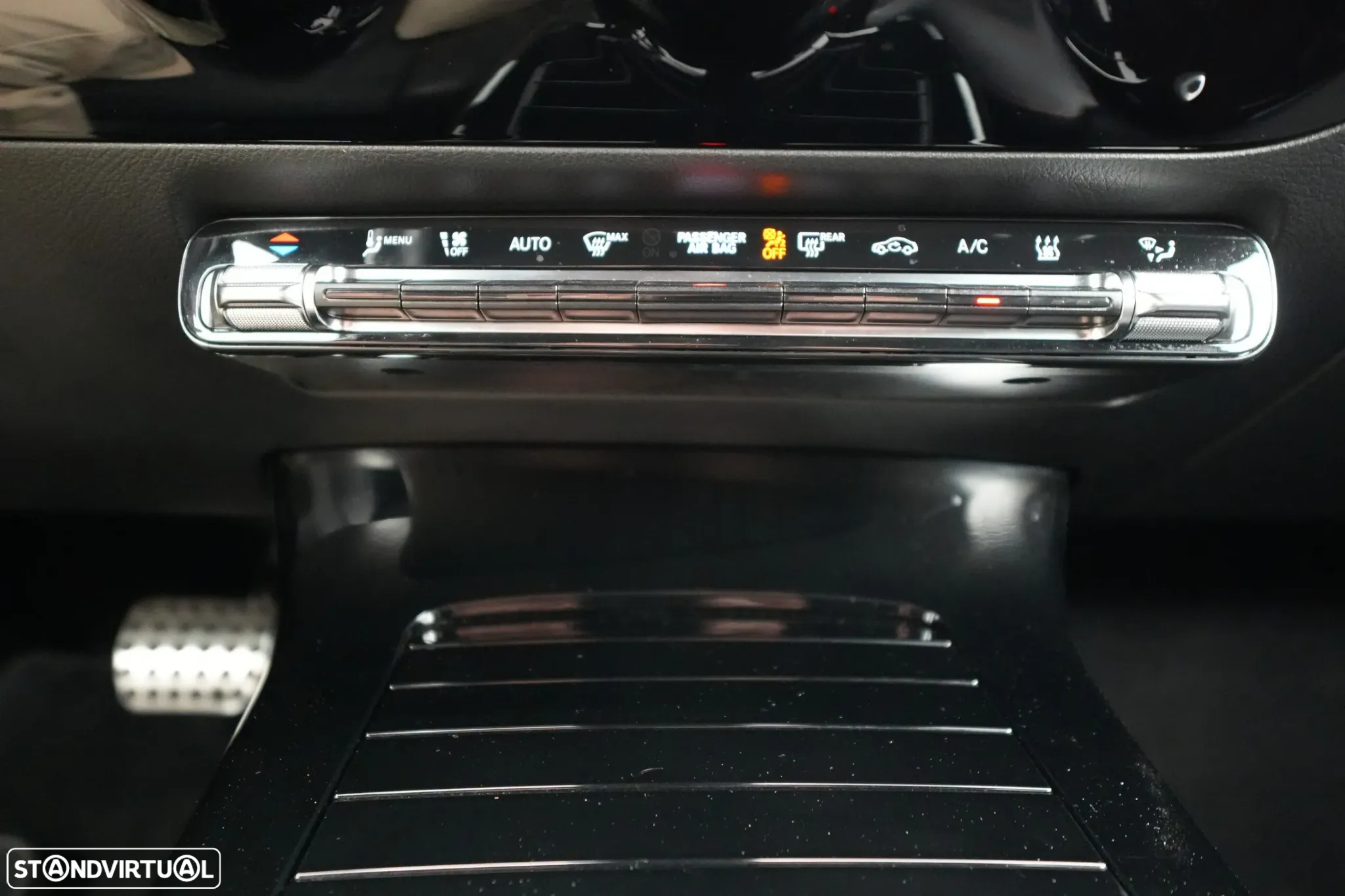 Mercedes-Benz A 250 e AMG Line - 22