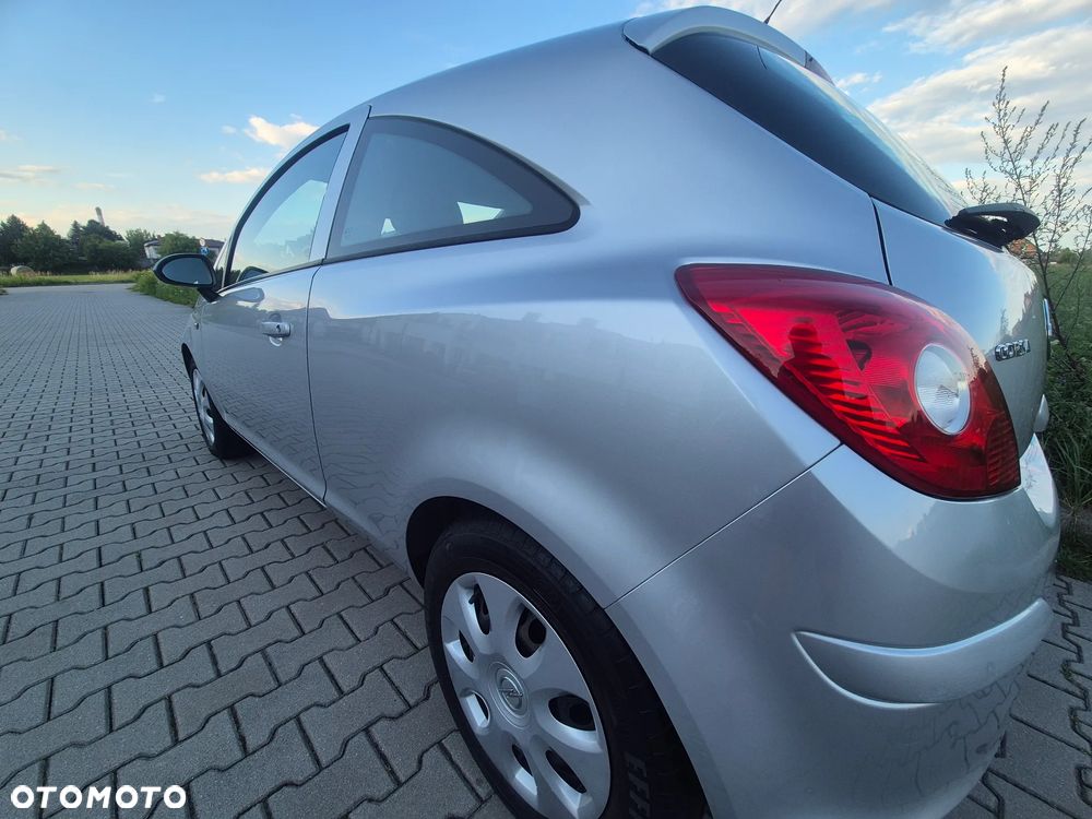 Opel Corsa 1.2 16V Enjoy - 15