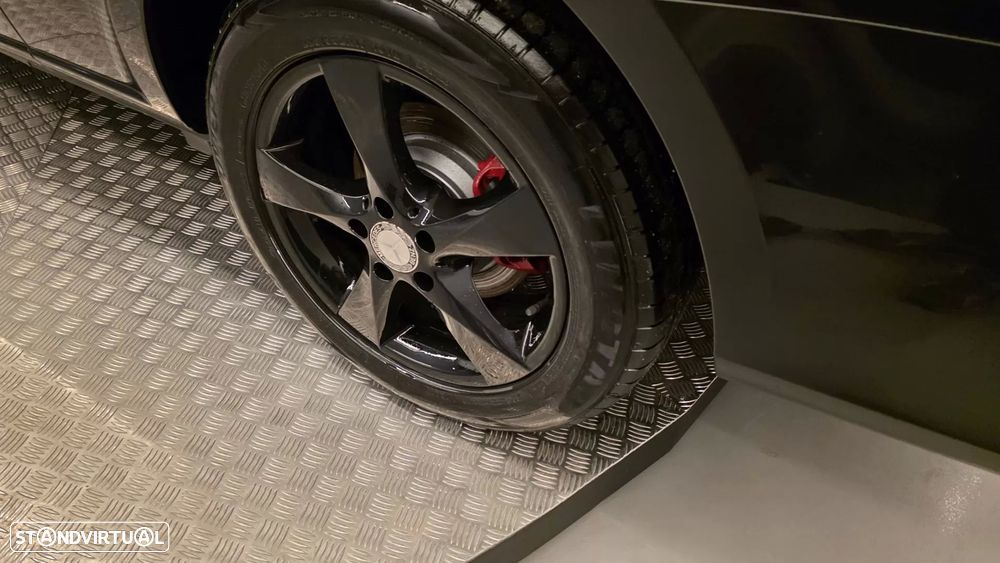 Mercedes-Benz V 220 d Longo Avantgarde Aut. - 32