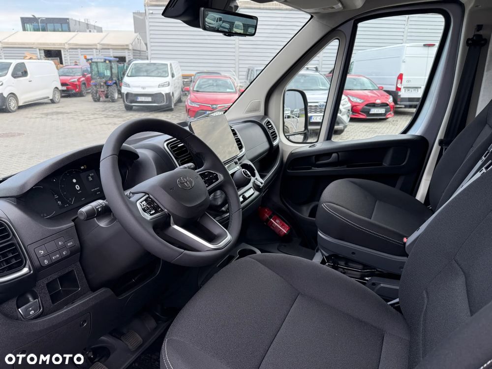 Toyota Proace MAX - 7