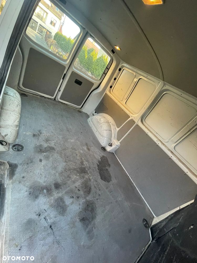 Volkswagen Transporter T6 - 16