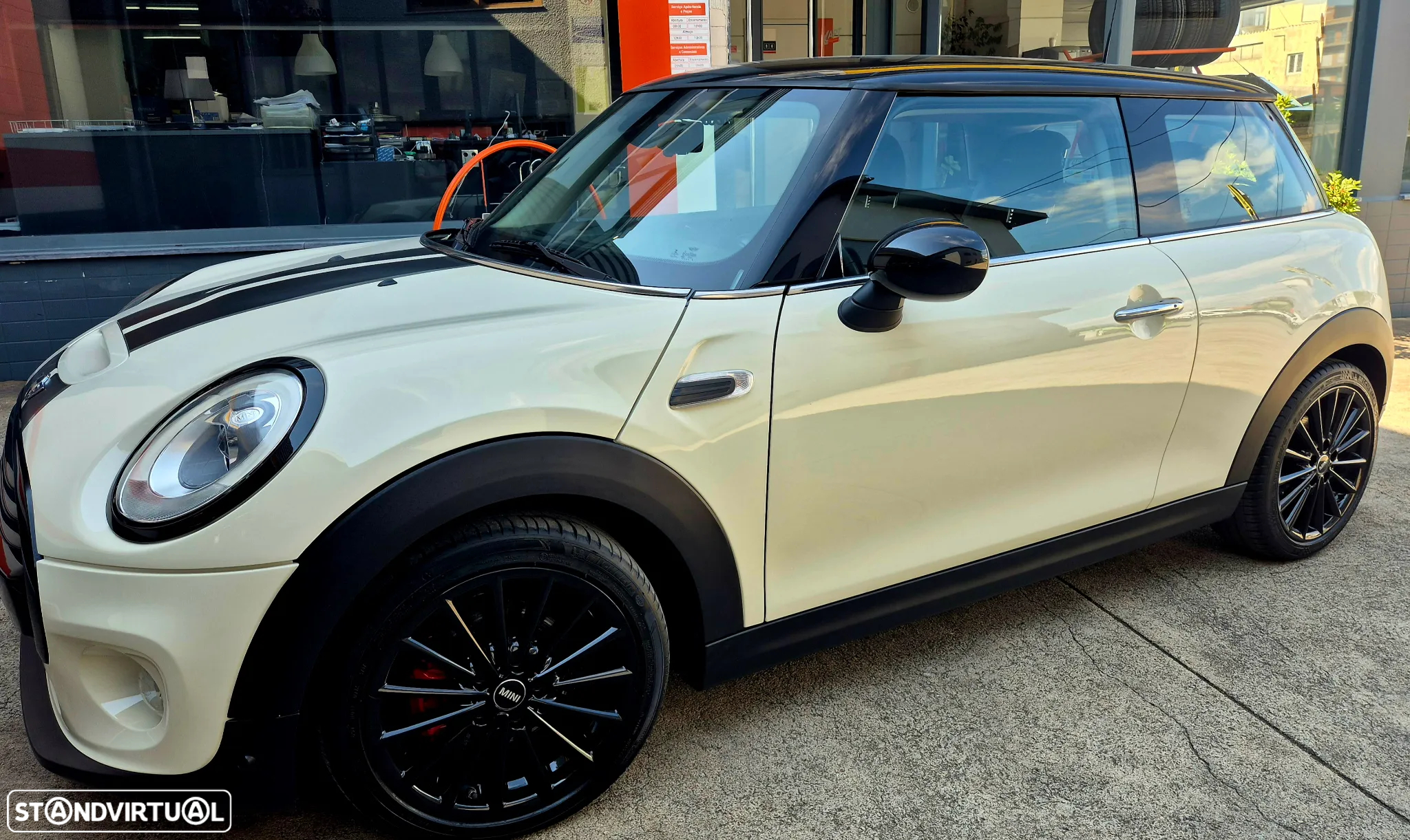 MINI 3 Portas Cooper Auto - 5