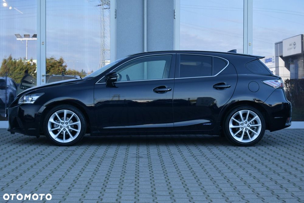 Lexus CT - 5