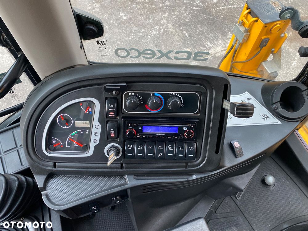 JCB 3CX - 15