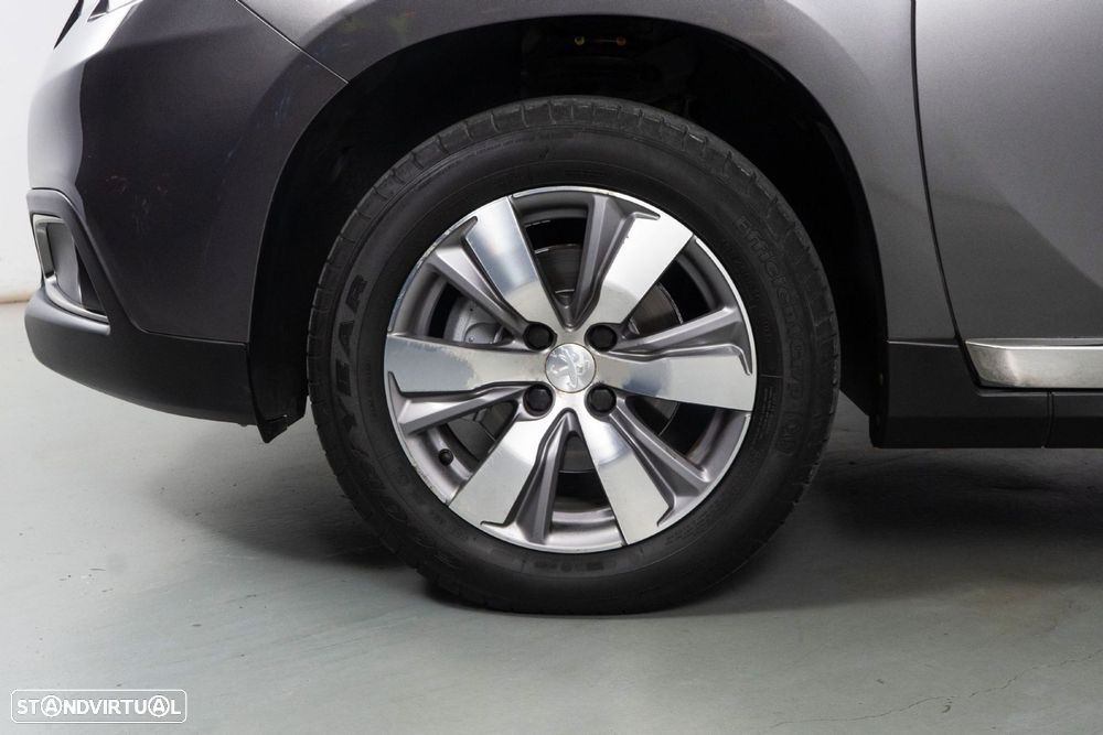 Peugeot 2008 1.2 PureTech Allure - 18