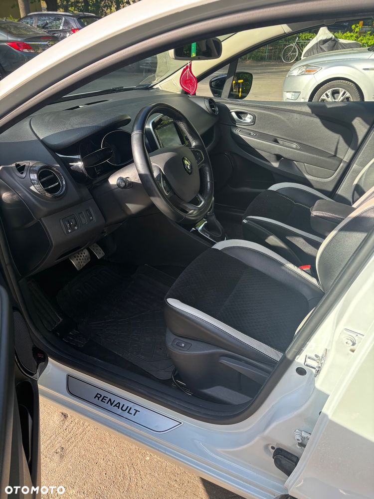 Renault Clio 1.2 Enegry TCe Limited 2018 EDC - 10