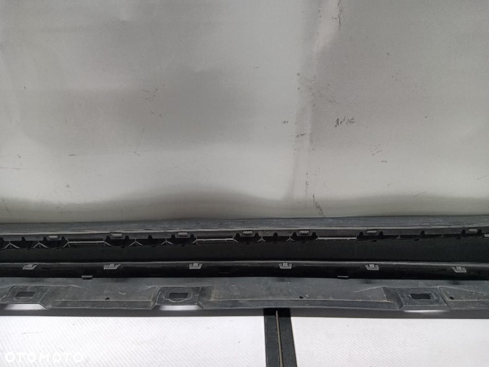 LISTWA PROGOWA PRAWA AUDI A5 8W8853860 - 9