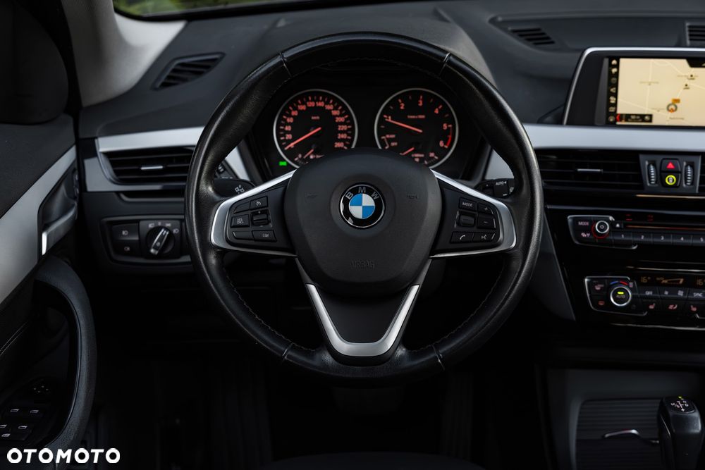 BMW X1 sDrive18d Advantage - 23