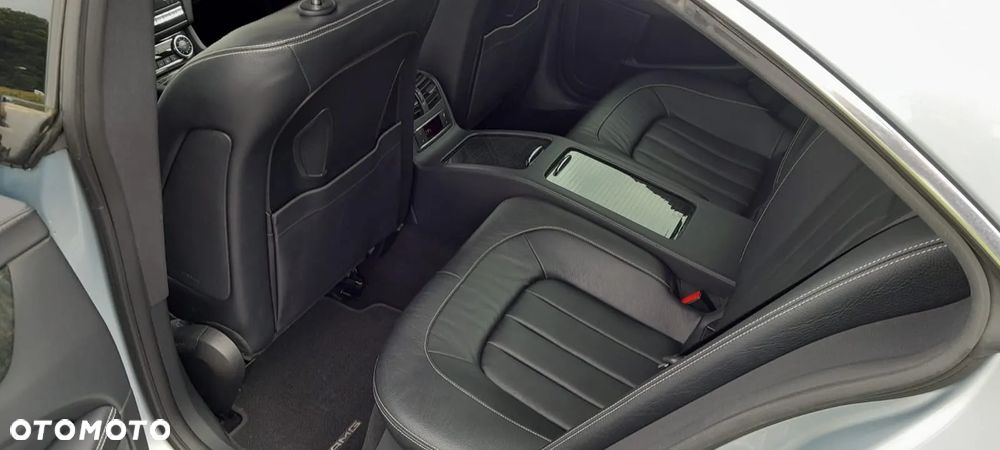 Mercedes-Benz CLS 350 BlueTEC 4-Matic - 20