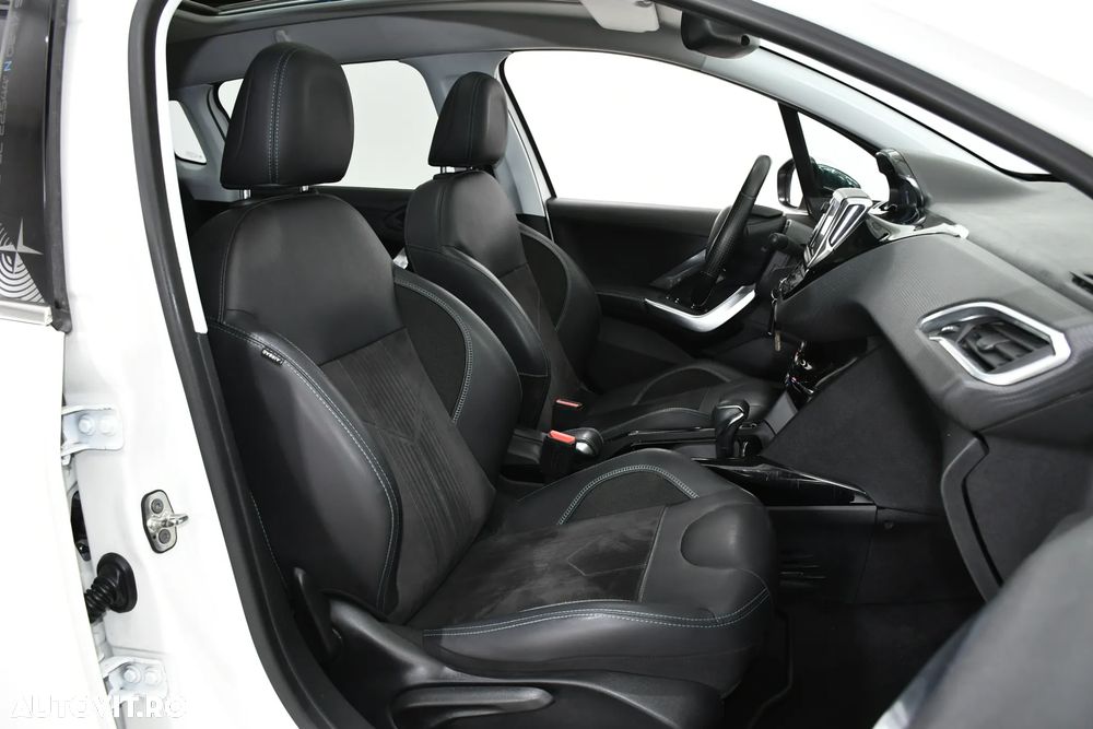 Peugeot 2008 PureTech 110 Stop&Start EAT6 Crossway - 12