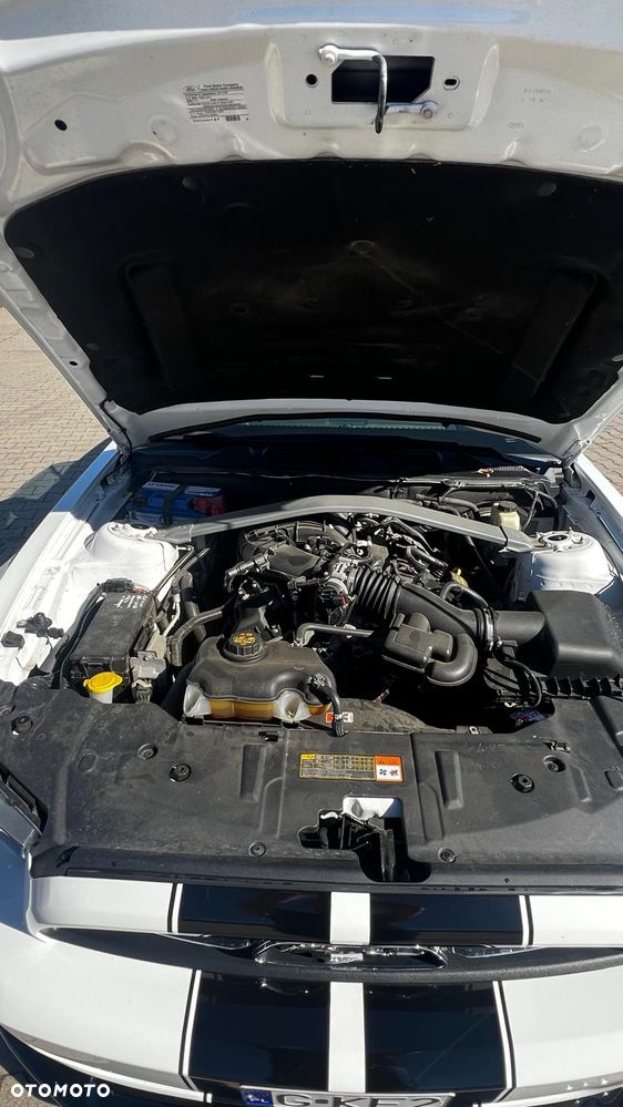 Ford Mustang 3.7 V6 Premium - 17