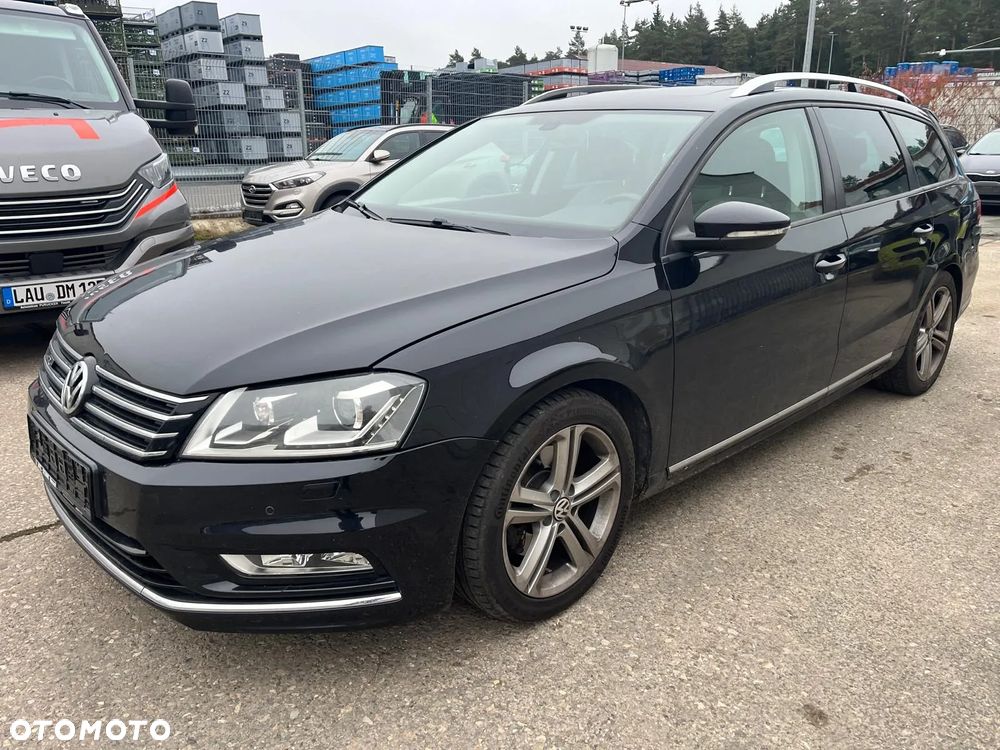 Volkswagen Passat 2.0 TDI DSG BlueMotion Technology R-Line - 1