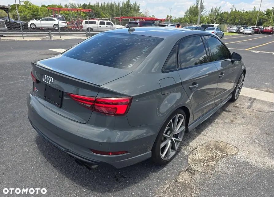 Audi S3 2.0 TFSI Quattro S tronic - 4