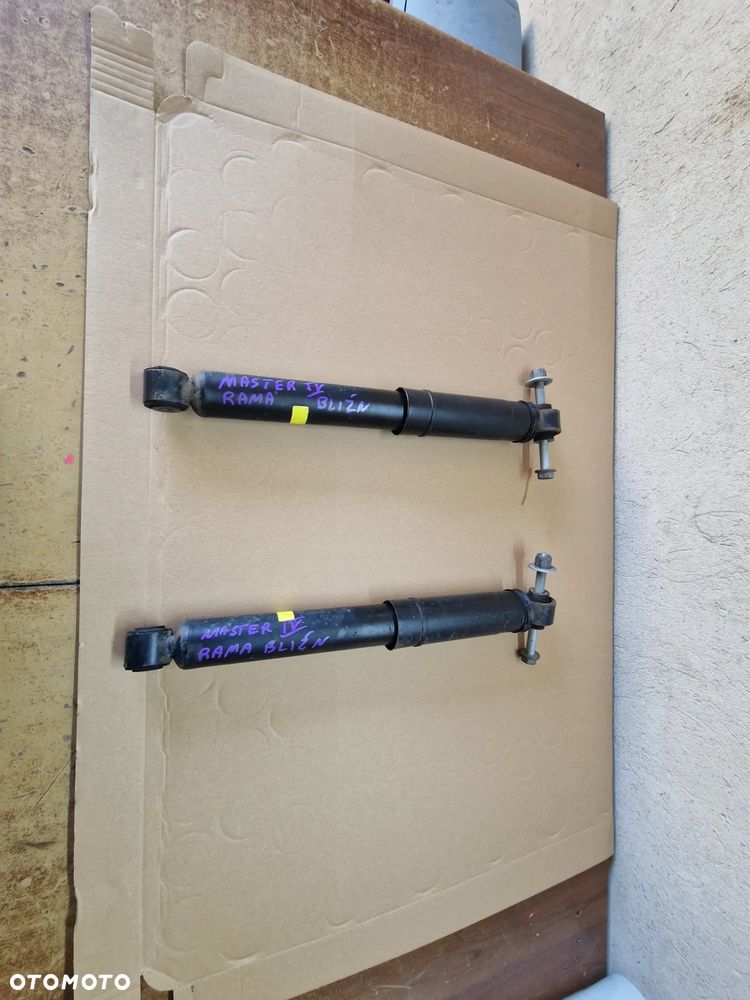 AMORTYZATORY RENAULT MASTER IV 2024r RAMOWIEC NA BLIŹNIAKU