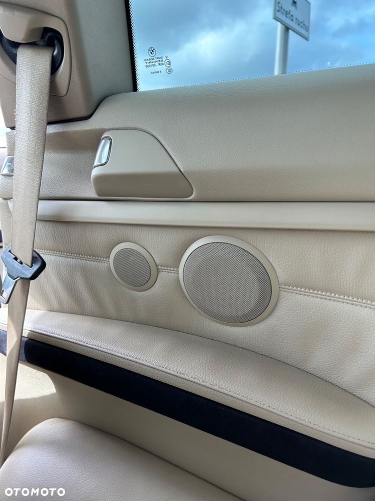 BMW Seria 3 335i - 33