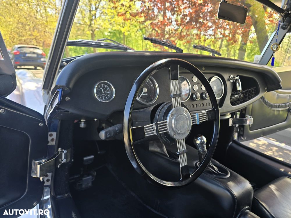 Morgan Plus 4 - 8