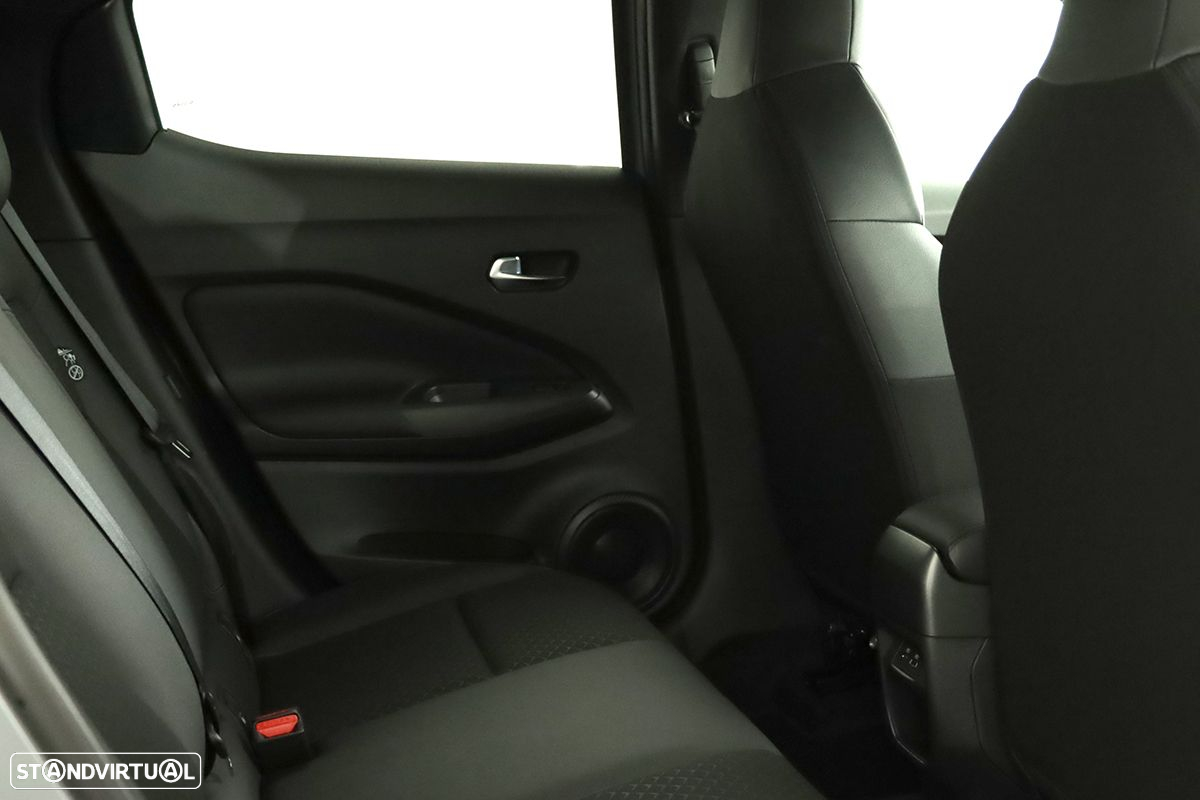 Nissan Juke 1.0 DIG-T N-Connecta - 22