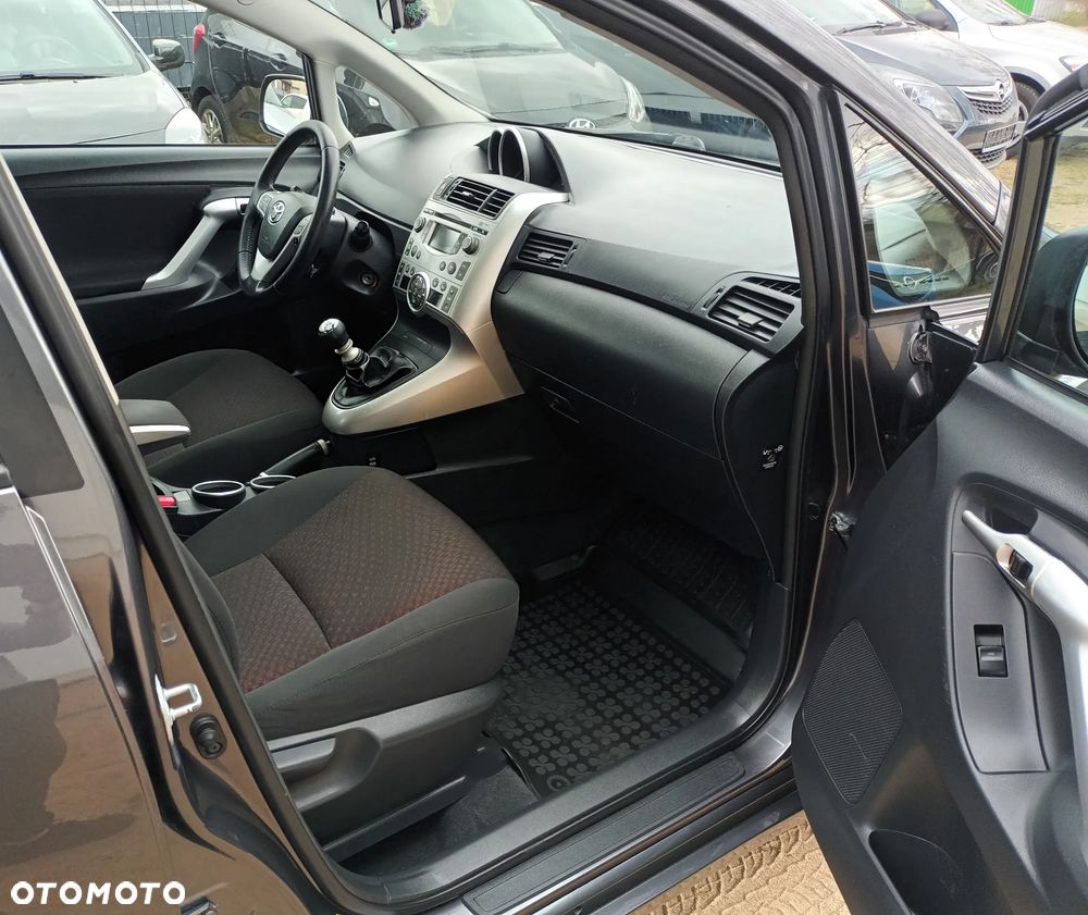 Toyota Verso 1.8 5-Sitzer Executive - 26