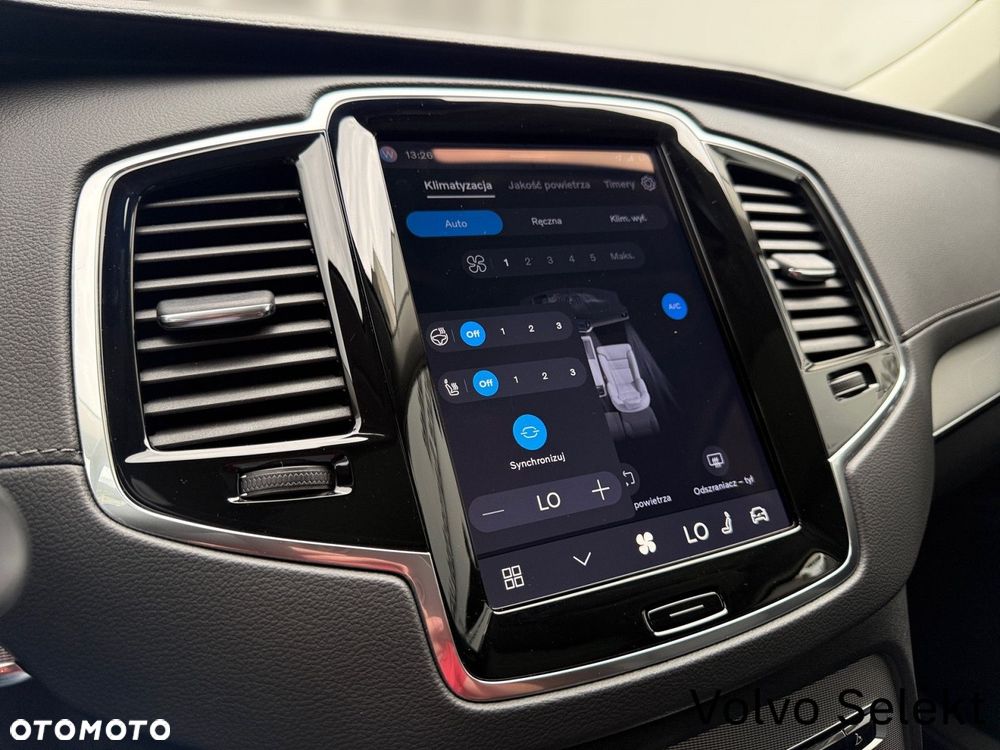 Volvo XC 90 - 22