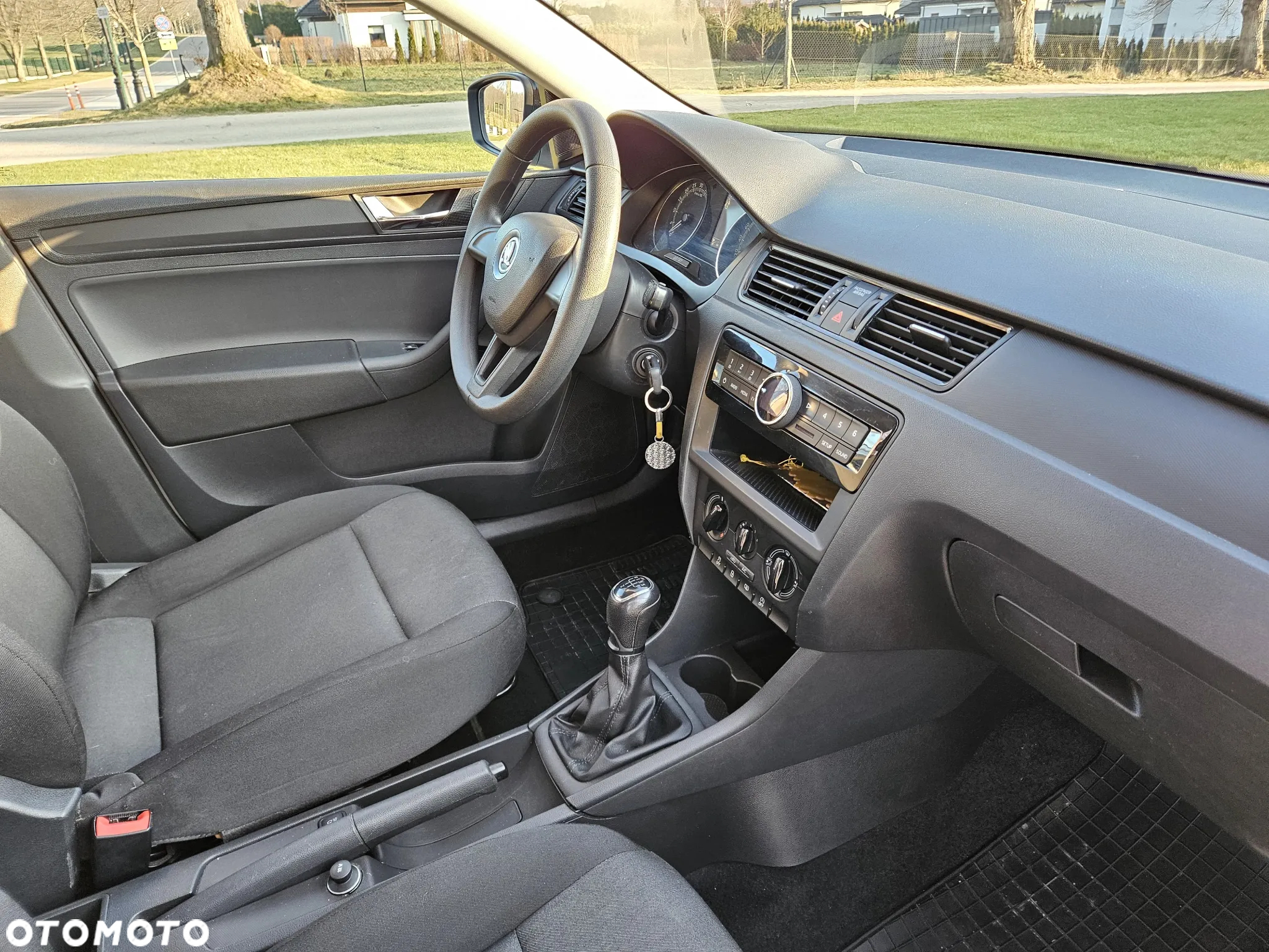 Skoda RAPID Spb 1.4 TDI DPF Ambition - 9