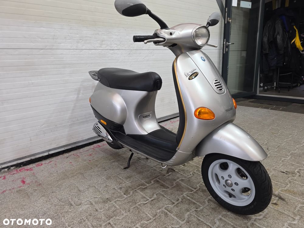 Piaggio Vespa - 7