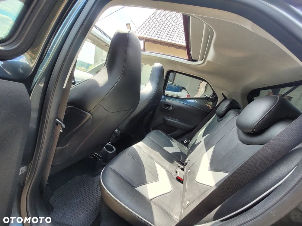 Toyota Aygo 1.0 VVT-i Color Edition - 5