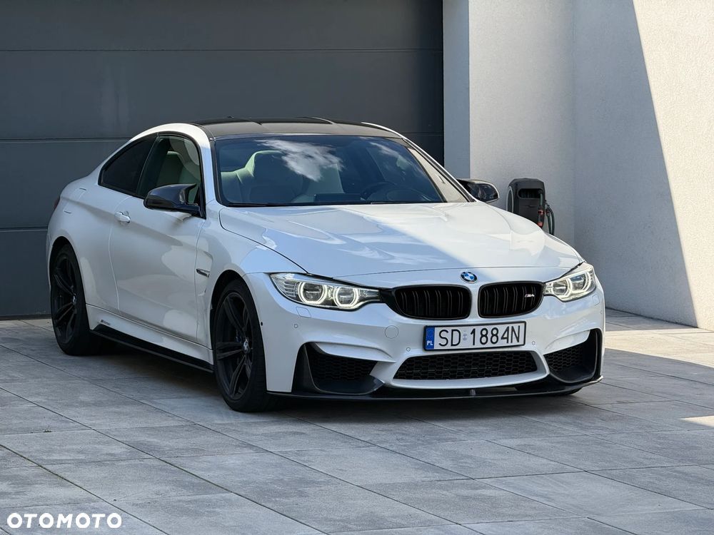 BMW M4 DKG - 3