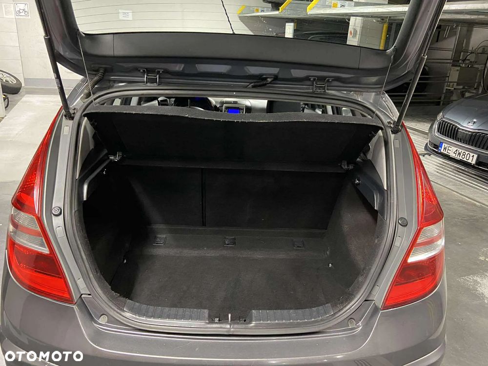 Hyundai i30 1.6 CRDi Comfort - 10